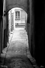 Historic passage way in Laon