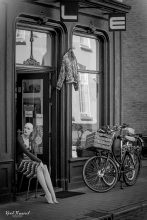 Mannequin in front of a store in Den Bosch
