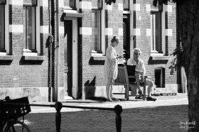Couple on a Sunday afternoon in front of their house, Dordrecht